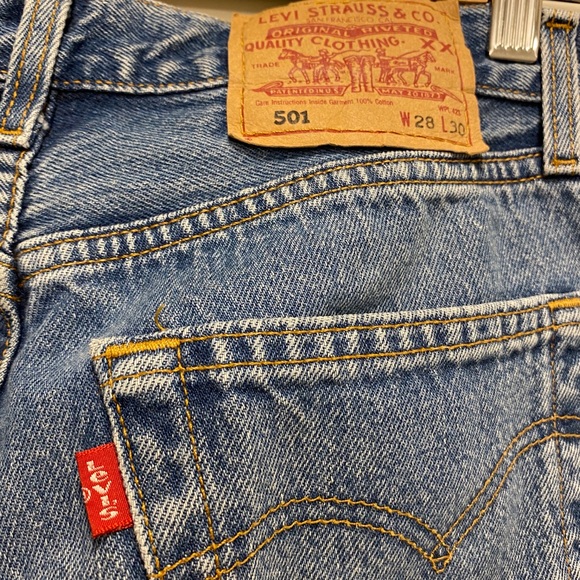 Vintage 90s Levi’s 501 fits 25 see measurements - Picture 4 of 7